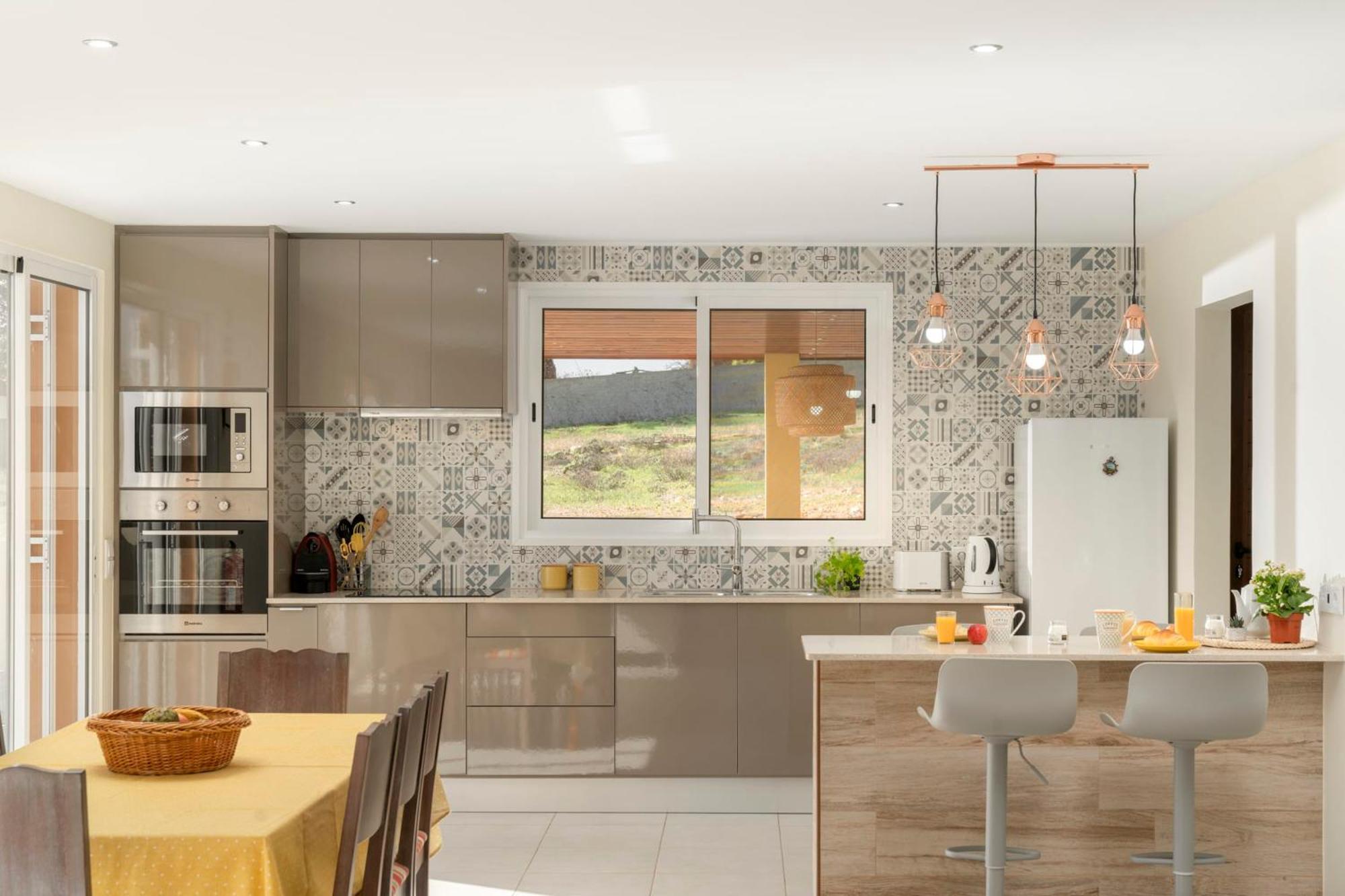 La Maison Doree By An Island Holiday home